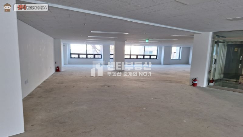 경기 남양주시 호평동 110p 대형사무실 임대, 빠른입주,다양한 업종 가능,대로변위치! 월세 매물번호 10011 사진 2