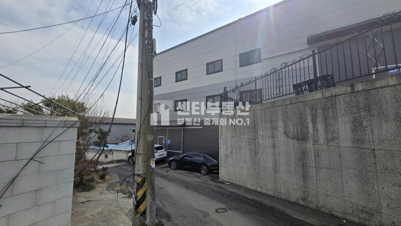 경기 남양주시 진접읍 내곡리 주건축물제1동 내곡리 창고 임대 , 반지층 + 1층 합쳐서 임대 월세 매물번호 10144 사진 3