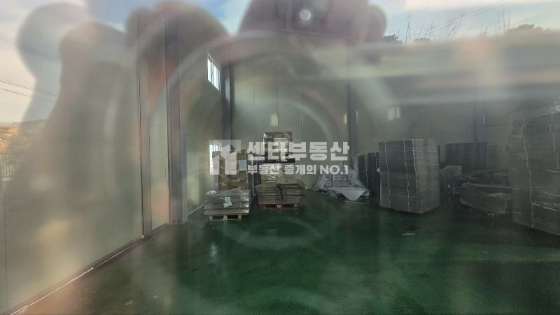경기 남양주시 진접읍 내곡리 주건축물제1동 내곡리 창고 임대 , 반지층 + 1층 합쳐서 임대 월세 매물번호 10144 사진 6