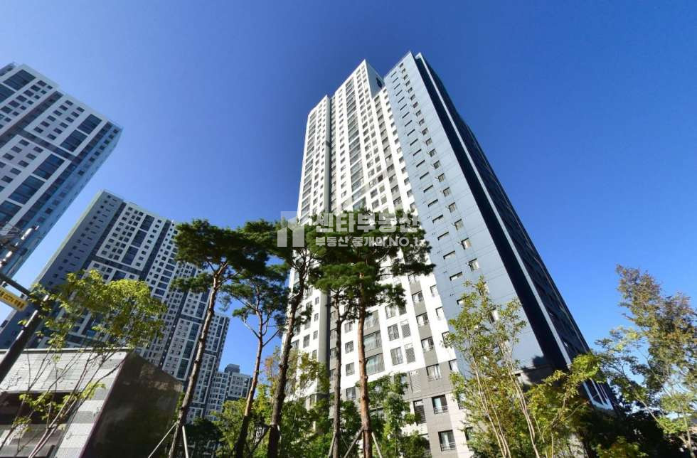 경기 남양주시 진접읍 부평리 110동 남양주 진접 신축급 아파트 뷰 좋은 깨끗한 집 매매 매물번호 10405 사진 1