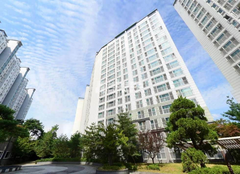 경기 남양주시 진접읍 연평리 102동 남양주 진접 4호선 도보 역세권 깨끗한 아파트. 고층 탁트인 뷰 매매 매물번호 10417 사진 1