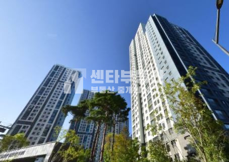 경기 남양주시 진접읍 부평리 110동 남양주 진접 아파트 에어컨 4대. 트인전망으로 조망굿. 입주협의 매매 매물번호 10305 사진 1