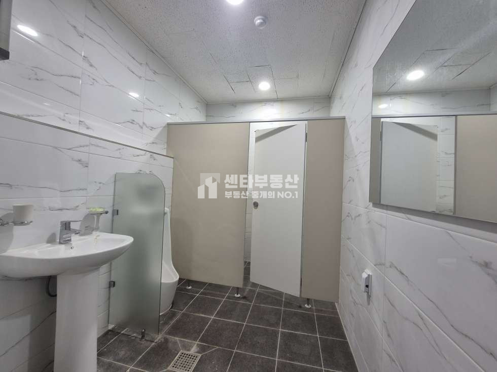 경기 남양주시 진접읍 내곡리 주건축물제1동 내곡리 반지층 창고 임대 , 반지층 따로or 1층 합쳐서 임대 가능 협의가능 월세 매물번호 10142 사진 7