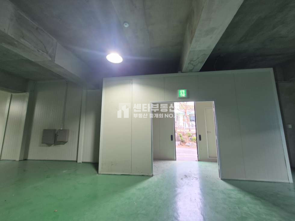 경기 남양주시 진접읍 내곡리 주건축물제1동 내곡리 35p 준신축 창고 임대 1층, 마당 활용 가능 월세 매물번호 10529 사진 5