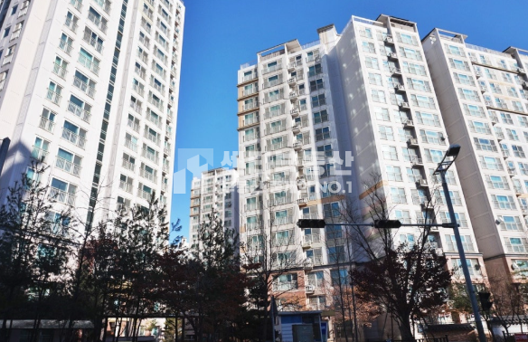 경기 남양주시 진접읍 금곡리 965 (자연앤어울림아파트) 1301동 [남양주 진접 자연앤 어울림 매매] 입주협의 ,오남역 도보이용가능 매매 매물번호 10597 사진 1